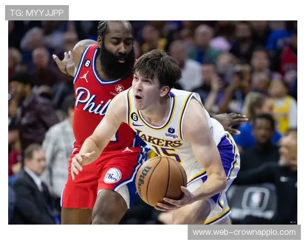 奥斯汀·里夫斯挡拆制造错位提升三分命中率明显拉开队内差距