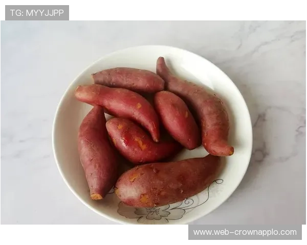 小威退役后晒出的日常：凌晨四点健身房打卡，早餐只吃一把坚果？