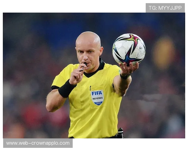 判罚争议：为何看似明显的犯规裁判却未吹哨？