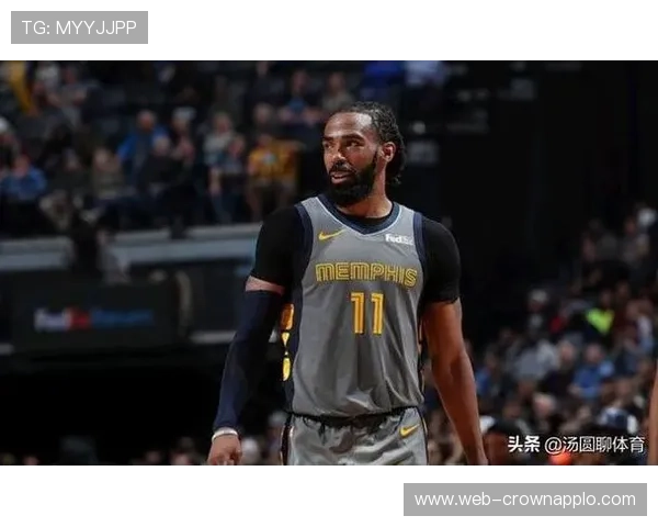 VAR判罚依据如何影响裁判最终决定的关键解读