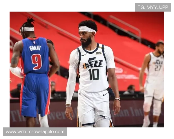 康利三分高效输出拉开回合差距，提升爵士关键时刻组织力